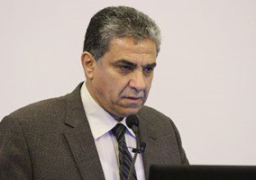 وزيرالبيئة يعلن خطة نقل المقالب العشوائية الاكثر خطورة بـ5 محافظات