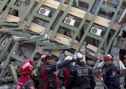 ارتفاع عدد ضحايا زلزال الإكوادور إلى 525 قتيلا