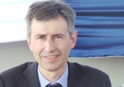 سفير سويسرا بالقاهرة: تطوير المنطقة الاقتصادية لقناة السويس من أهم فرص الاستثمار الدولية