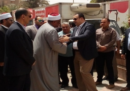 شومان لمحافظ الفيوم: الدور الاجتماعي للأزهر يغلق الباب أمام مستغلى حاجة المواطنين