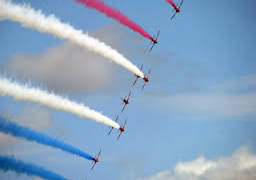 عروض بحرية وجوية احتفالا بالذكرى 43 لانتصارات أكتوبر المجيدة