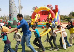 محافظ المنوفية يحتفل بيوم اليتيم بقرية الياسمين بشبين الكوم