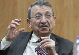 مصطفى السيد:تجربة علاج السرطان بجزيئات الذهب على حصان تظهر خلال شهر ونصف