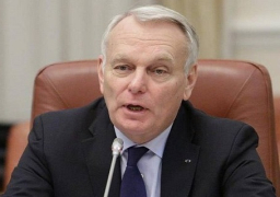 وزير الخارجية الفرنسي يدعو لمساعدة ليبيا بما في ذلك عسكريا