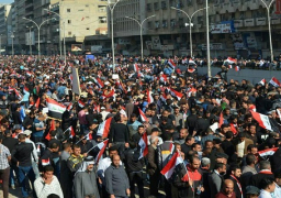 أمن العراق يطلق الغاز لمنع المتظاهرين من العبور للمنطقة الخضراء