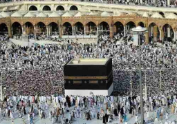 إمام الحرم المكي: لن نسمح لأحد بالعبث بأمن الحجاج والمعتمرين