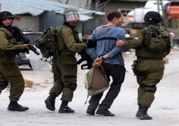 الاحتلال الإسرائيلي يعتقل 13 مواطنا فلسطينيا من الضفة بينهم فتاة ومسعف