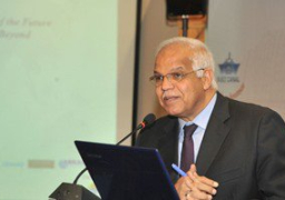 وزير النقل : السكك الحديدية مدينة بـ20 مليار جنيه لبنك الاستثمار