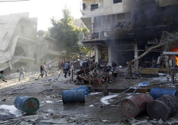 المرصد السوري: التحالف الدولي يلقي منشورات على سكان الرقة تدعوهم لمغادرتها