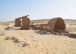 البعثة المصرية الالمانية تبدأ الحفر بجوار الساقية الآثرية بتونا الجبل بالمنيا