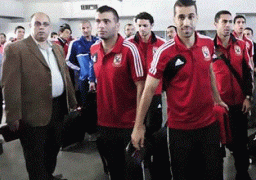 بعثة الأهلي تصل الإمارات استعدادا لمواجهة روما وديا