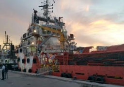 سفينة مساعدات تحمل 86 طنا من منظمة الصحة العالمية تصل اليمن