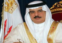 عاهل البحرين يبعث برقية تعزية للسيسي في حادث الطائرة المصرية