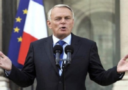 فرنسا تعرض وضع إمكاناتها تحت تصرف السلطات المصرية للبحث عن الطائرة المفقودة