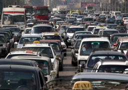 كثافات مرروية بالطريق الدائرى و كوبرى اكتوبر بسبب عطل سيارة