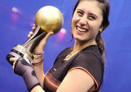 رئيس الأكاديمية البحرية: منحة تعليمية مجانية للاعبة الاسكواش نور الشربيني