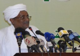 مساعد البشير: الفرصة ما زالت متاحة للتوصل لاتفاق بين كافة القوى السياسية بالبلاد