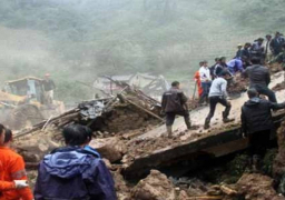 انتشال 8 جثث واستمرار البحث عن 33 مفقودا في موقع انهيار أرضي بالصين