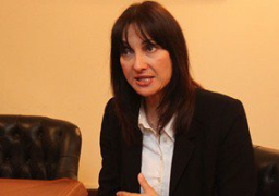 وزيرة السياحة اليونانية تدعم مصر للطيران وتصل القاهرة مع وفد من 25 ممثلا لمنظمى الرحلات اليونانية