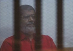 “التخابر مع قطر”.. تأجيل طعن مرسى وآخرين على أحكام بالإعدام والسجن للإطلاع