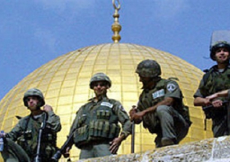 اسرائيل تمنع دخول جميع الفلسطينيين لاراضيها بعد هجوم تل أبيب