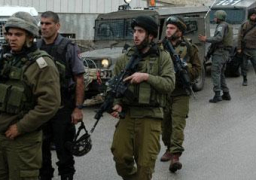 الاحتلال الإسرائيلي يواصل إنشاء ساتر ترابي قبالة بلدة بجنوب لبنان