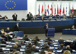 البرلمان الاوروبي يطالب بتفعيل آلية خروج بريطانيا من الاتحاد الاوروبي “باسرع ما يمكن”