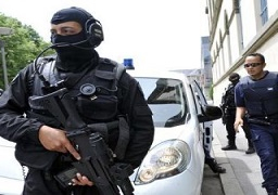 الحكومة الفرنسية تحظر مسيرة منددة بقانون العمل بباريس الخميس .. والنقابات تعترض