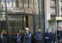 الداخلية التونسية: تخفيف ساعات حظر التجوال في منطقة دوز لتبدأ من 12 مساءا حتى الـ5 صباحا