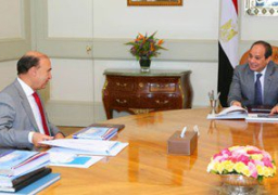 الرئيس السيسي يلتقى الفريق مهاب مميش