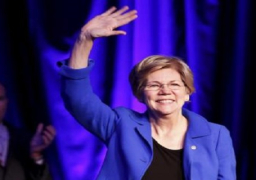 السناتور إليزابيث وارن تعلن تأييدها لكلينتون في السباق إلى البيت الأبيض