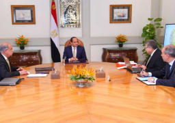 السيسي يؤكد أهمية بناء قاعدة علمية شابة قوية قادرة على القيادة