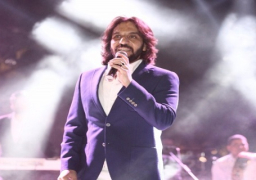 بالصور .. بهاء سلطان يفتتح موسم الخيم الرمضانية