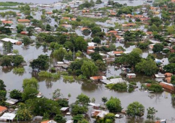 23 قتيلًا في أسوأ فيضانات تشهدها أمريكا هذا العام