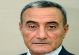 قرار جمهوري بمد خدمة عمرو عبد المنعم كأمين عام لمجلس الوزراء