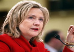 كلينتون: أفكار ترامب خطر على الأمن القومي الأمريكي وقد يشن حربا نووية حال انتخابه