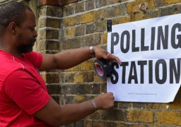 مدينة فرنسية تطالب بتعديل اتفاق الحدود مع بريطانيا