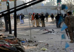 مقتل وإصابة 20 مصليا جراء انهيار سقف في ساحة مسجد في باكستان