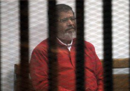 جنايات القاهرة تستكمل اليوم محاكمة مرسى و24 آخرين فى “إهانة القضاء”