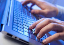الإفراط فى استخدام الإنترنت يؤدى للإصابة بنزلات البرد