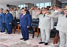 الرئيس يشيد بالمستوى المتميز لخريجي معهد ضباط الصف المعلمين
