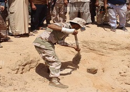 العثور على سجن سري ومقبرة جماعية بمنطقة السبعة بمدينة سرت الليبية