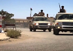 القوات المسلحة الليبية تسيطرعلى بوابة القوارشة والشركة الصينية ببنغازي