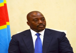 عشرات الآلاف من الكونجوليين يطالبون كابيلا بالتنحي