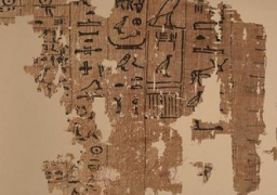 غدا.. عرض برديات الملك خوفو بالمتحف المصري