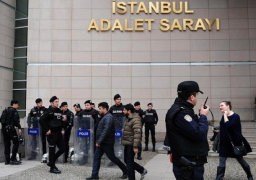 تركيا تعزل أكثر من 2700 قاض بعد محاولة الاطاحة بادروغان