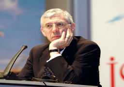 جاك سترو يرفض الاعتذار عن قرار خوض حرب العراق