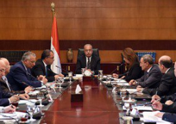 رئيس الوزراء يرأس اليوم اجتماعى المجموعة الاقتصادية والمشروعات الصغيرة