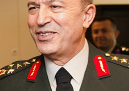 احتجاز رئيس هيئة الأركان التركي