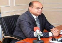 محافظ مطروح يؤكد تحصيل القيمة الجمركية وزيادة اعداد العابرين والسيارات